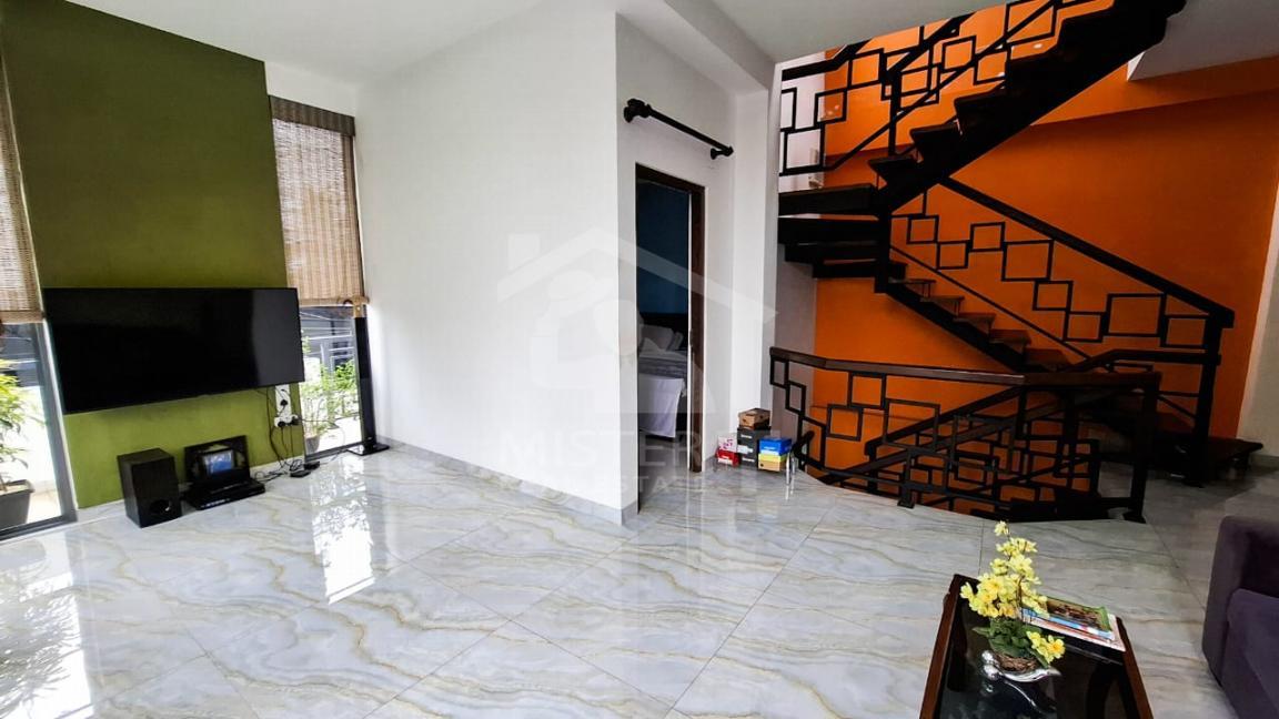 House for Sale in Thalawathugoda- image 7