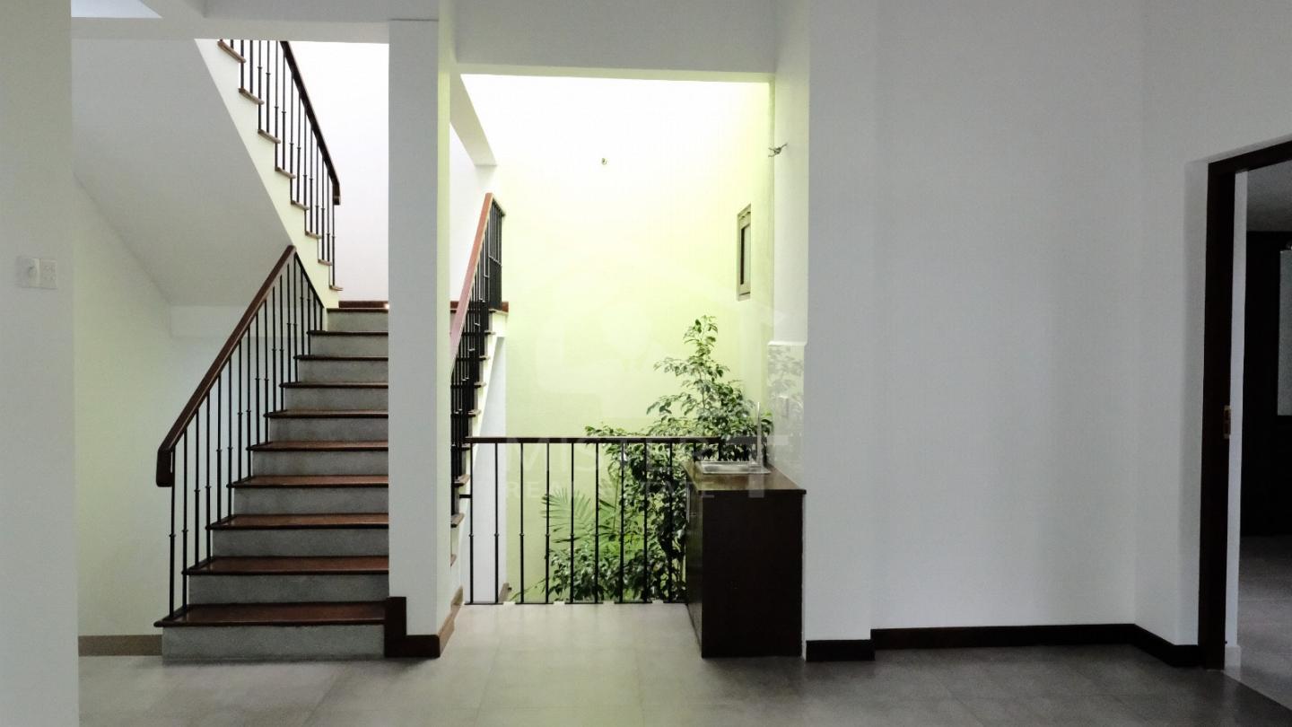 House for Sale in Thalawathugoda- image 8