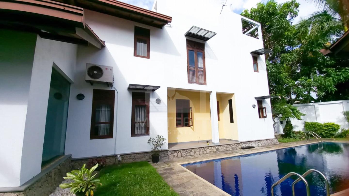 Luxury House for Sale in Battaramulla- image 8