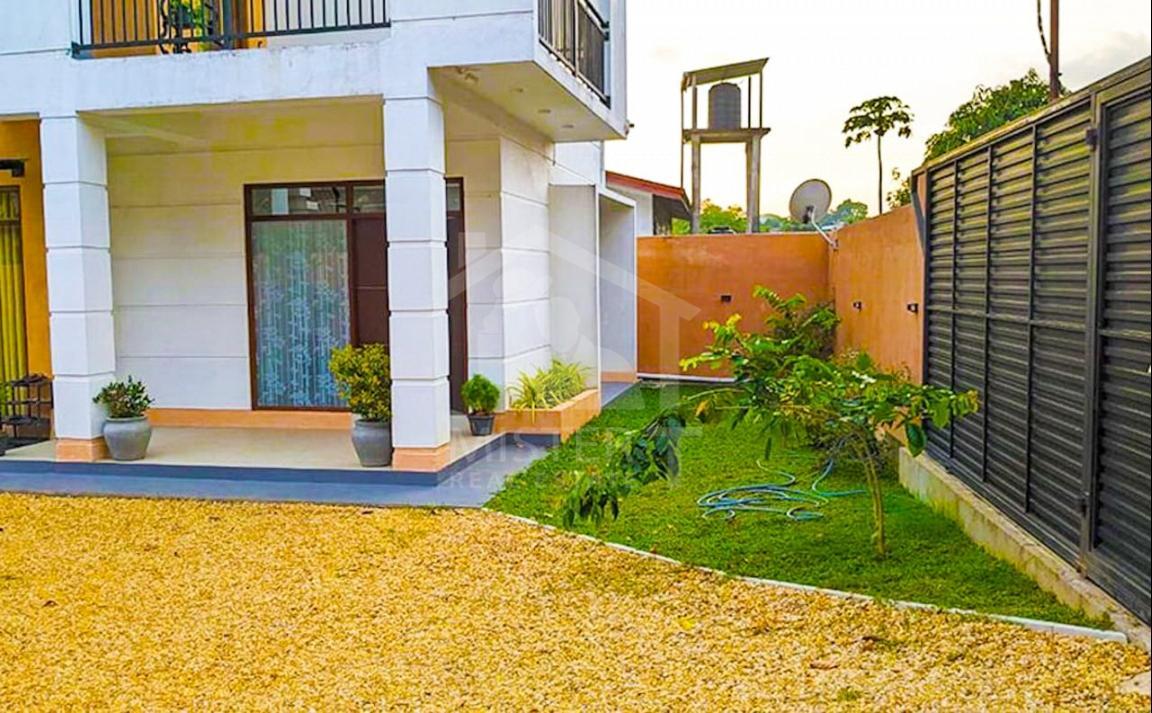 House for Sale in Maharagama- image 8