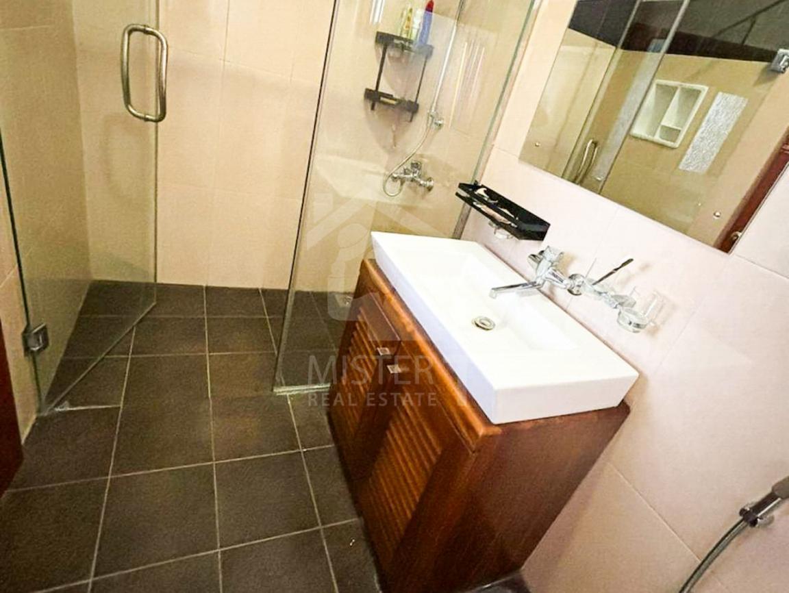 House for Sale in Nugegoda- image 8