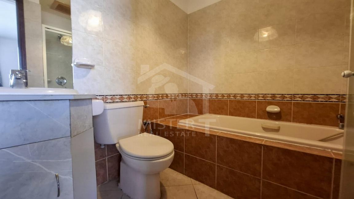 Apartment for Sale in Crescat Residencies- image 8