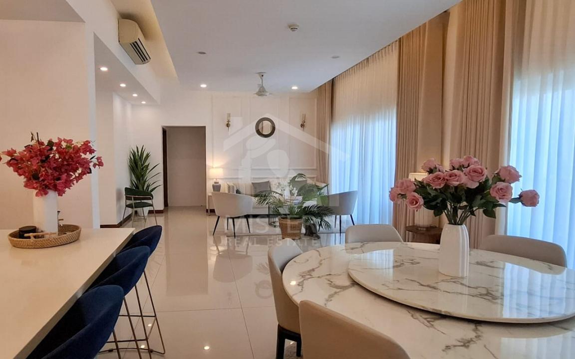 Apartment for Sale at Sky Garden, Rajagiriya- image 8