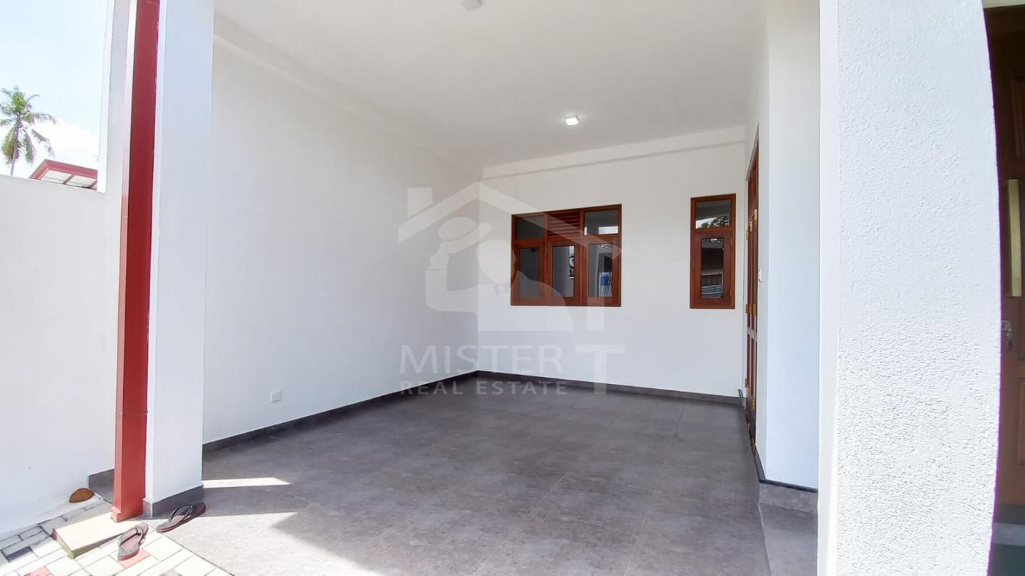 House for Sale in Piliyandala- image 9