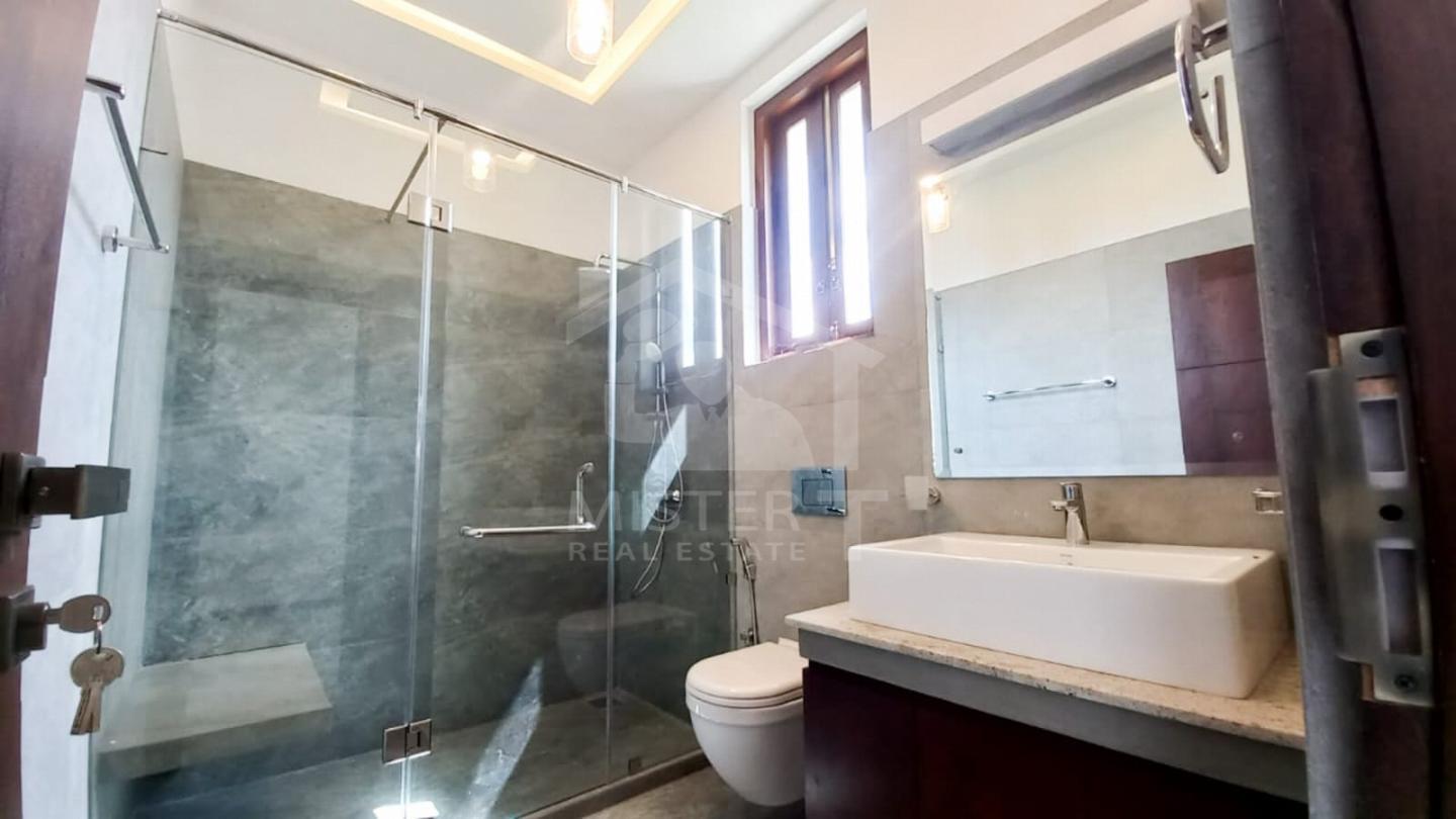 Luxury House for Sale in Battaramulla- image 9