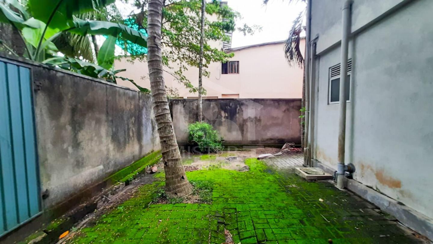 House For Sale In Nawala- image 9