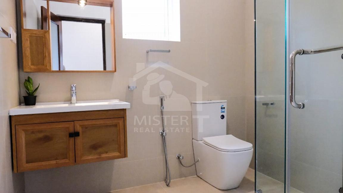 House for Sale in Negombo- image 9