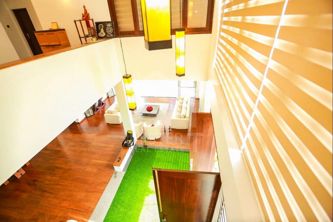 Luxury House for Sale in Nugegoda- image 9
