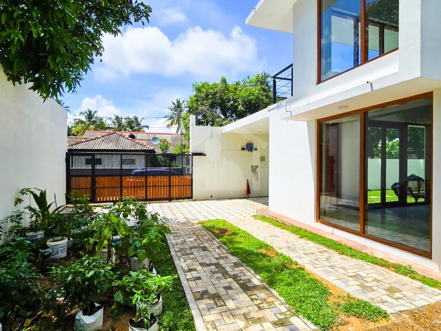 House for Sale in Moratuwa- image 9