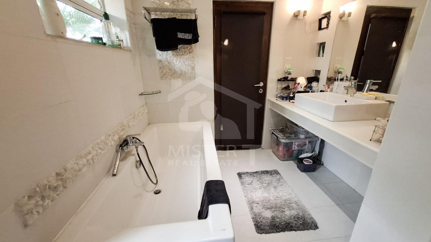 House for Sale in Pelawatta- image 9