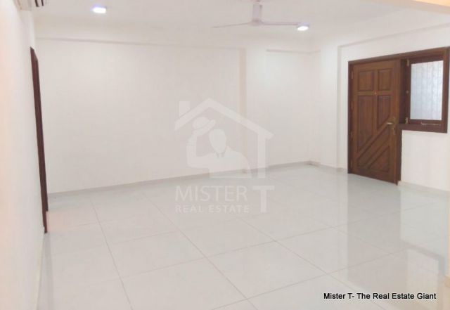 Apartment for Sale in Colombo 05- image 1
