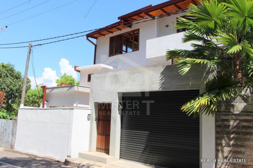 House for Sale in Dehiwala- image 1