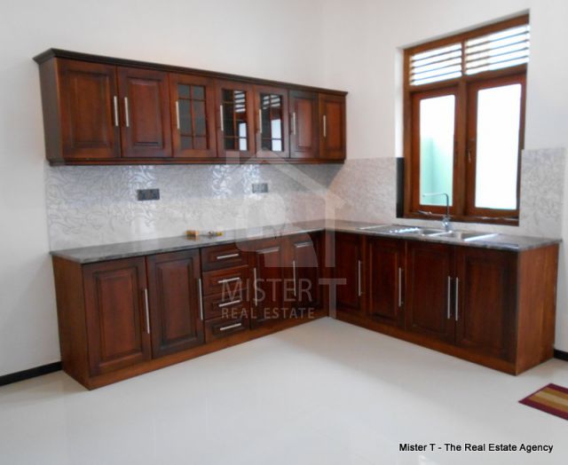 House for Sale in Mount Lavinia- image 2