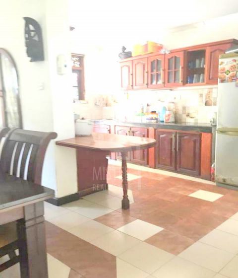 House for Sale on Nawala - image 4