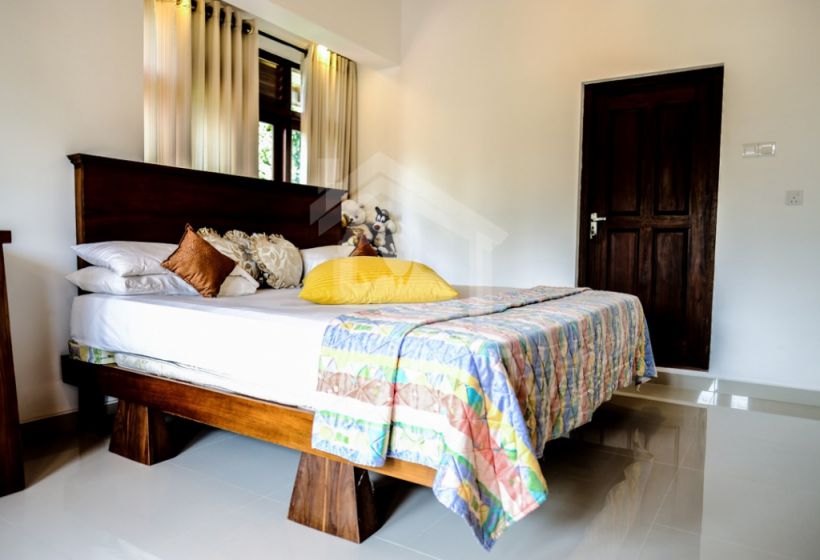 House for Sale in Thalawathugoda - image 5