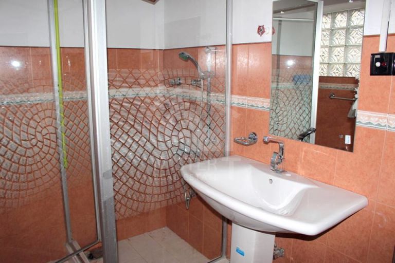 House for Sale in Colombo 05- image 6