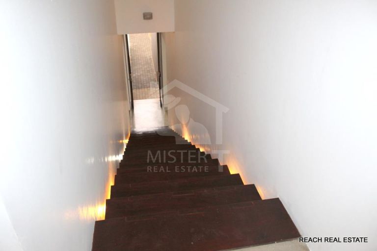 House for Sale in Nugegoda- image 7