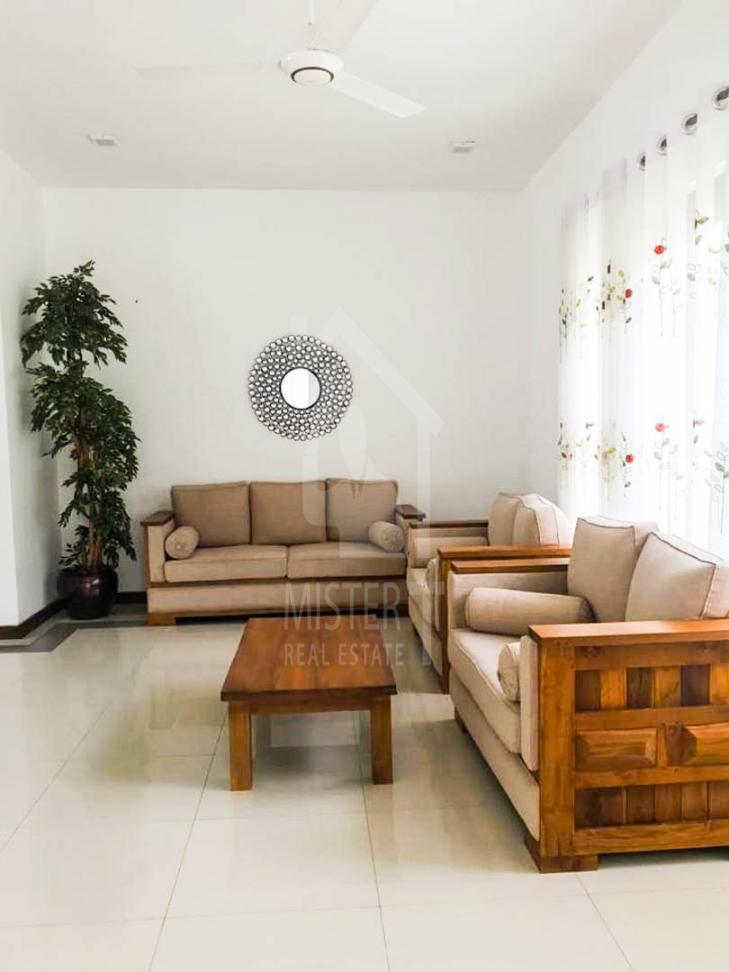 House for Sale in Piliyandala- image 1