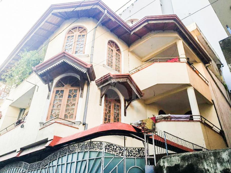 Apartment Building for Sale in Dehiwala- image 1