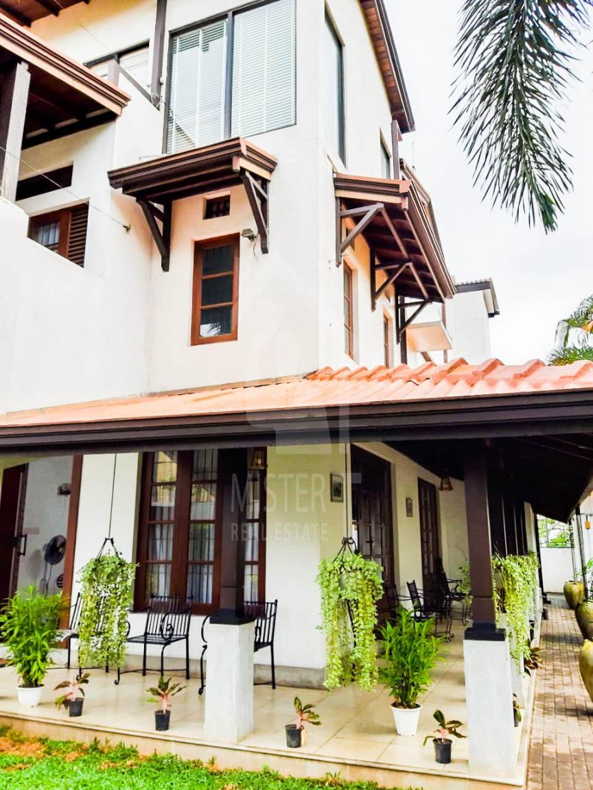 House for Sale in Ethul Kotte- image 1