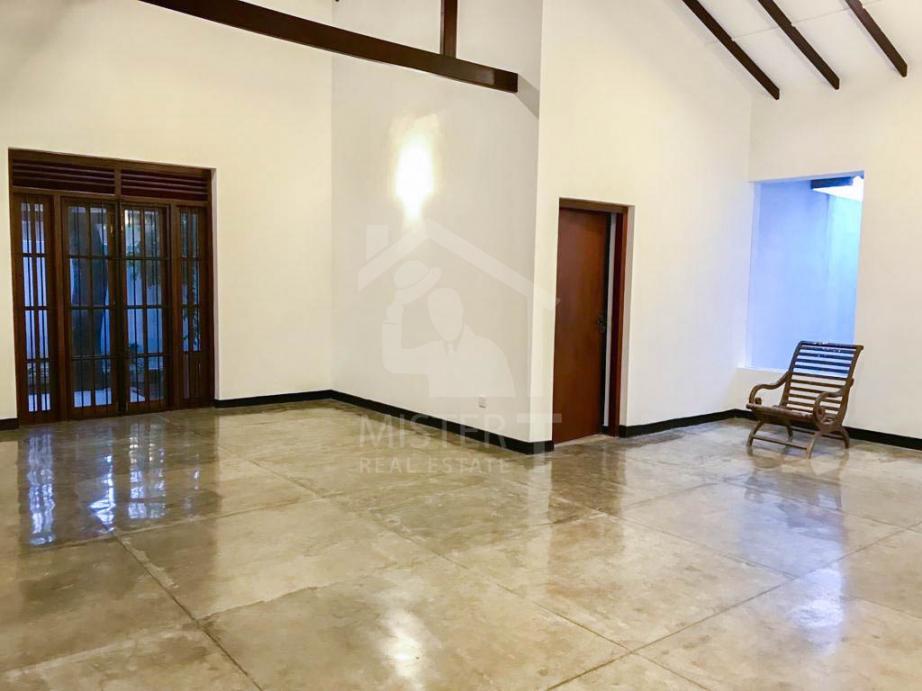 House for Sale in Piliyandala- image 1