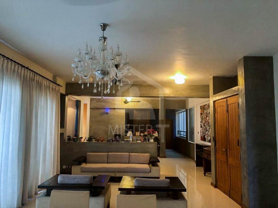 Apartment Building for Sale in Colombo - image 1