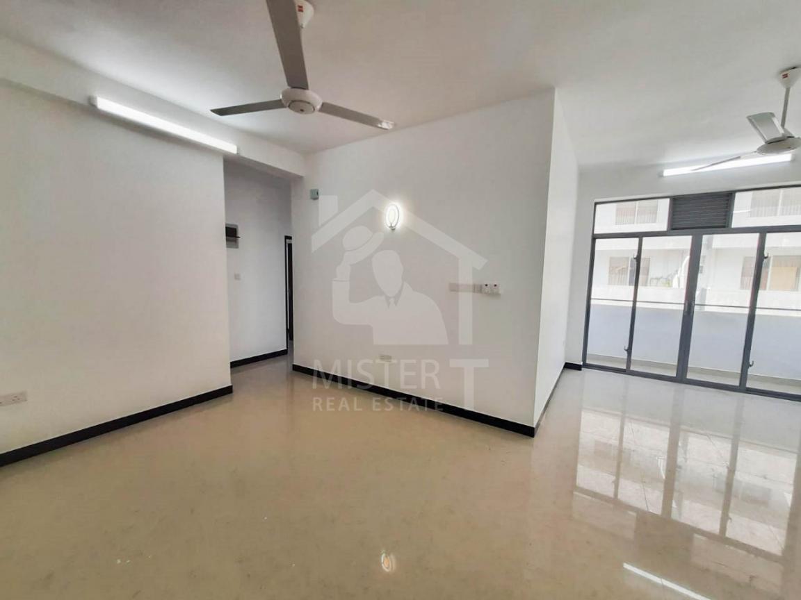 Apartment for Sale in Colombo - image 1