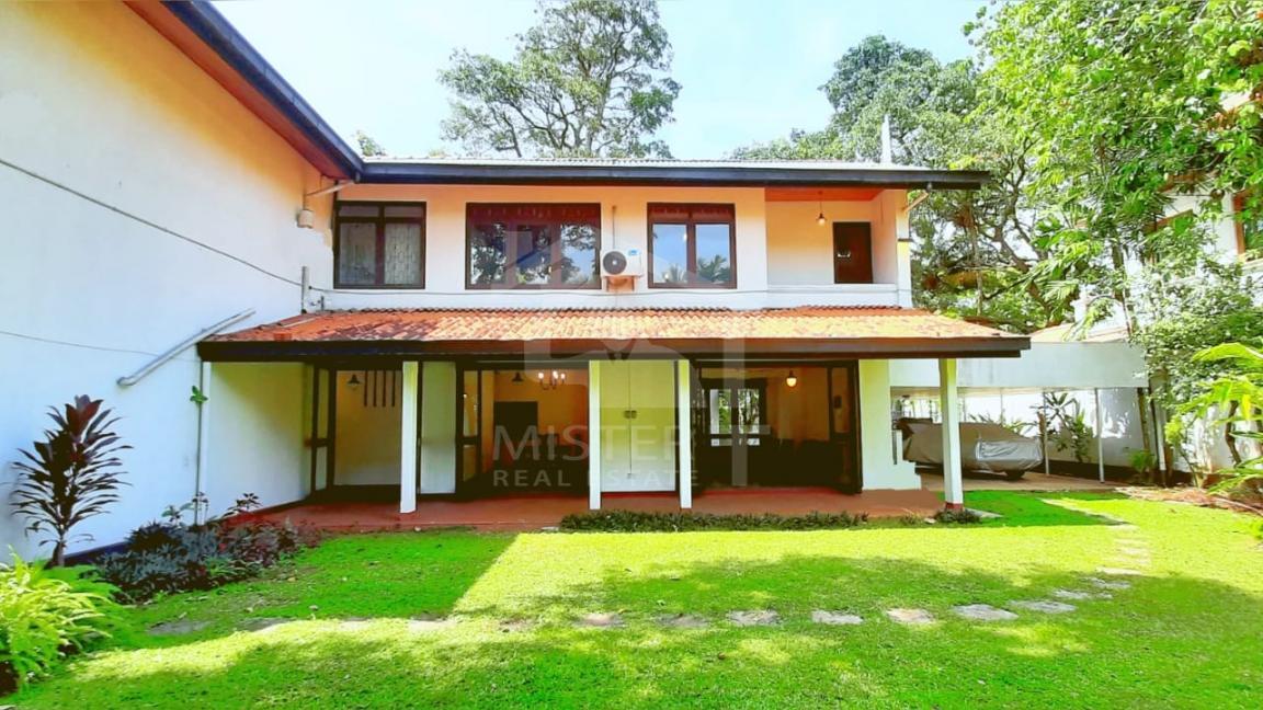 House for Sale in Colombo 03- image 1