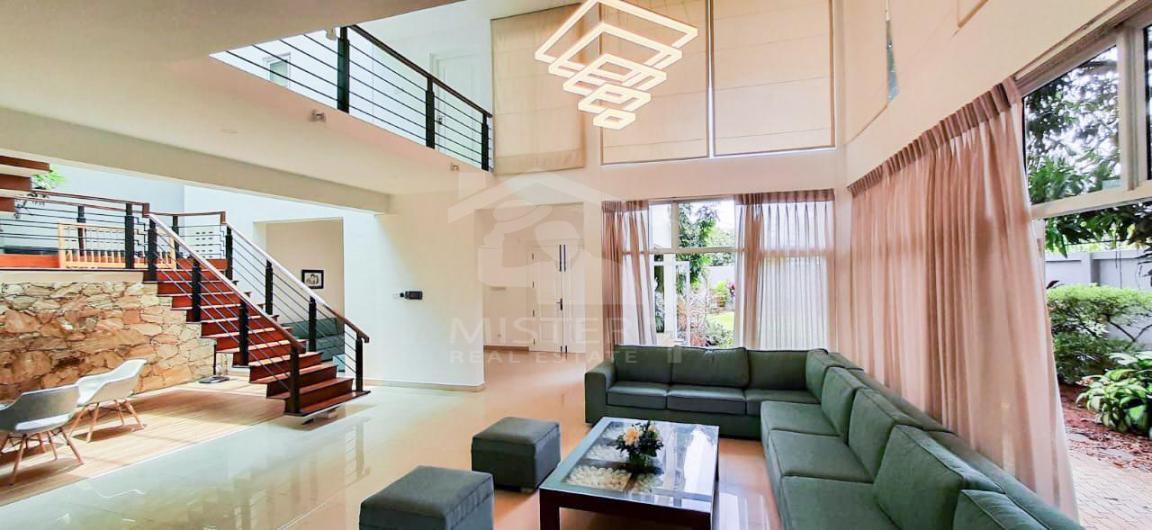 House for Sale in Pitakotte - image 1