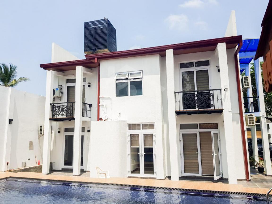 House for Sale in Pelawatta- image 1