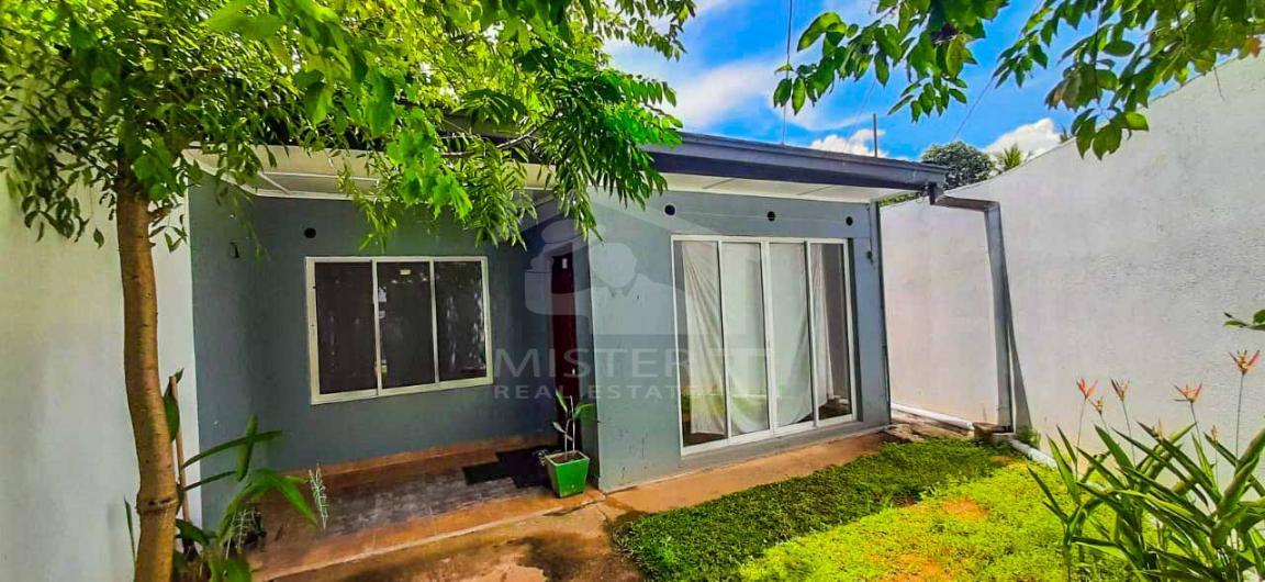 House for Sale in Nawala- image 1