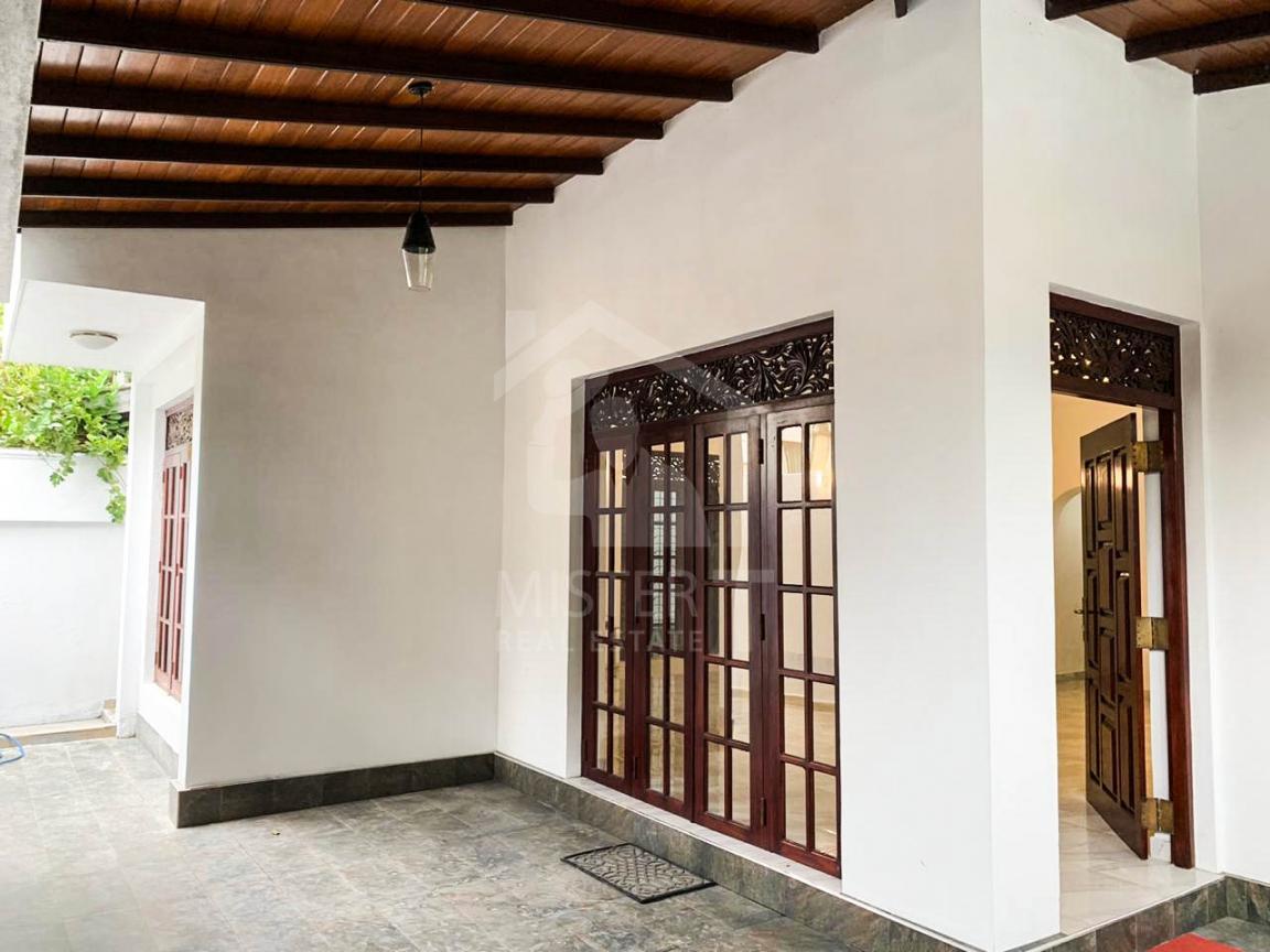 House for Sale in Koswatta- image 2