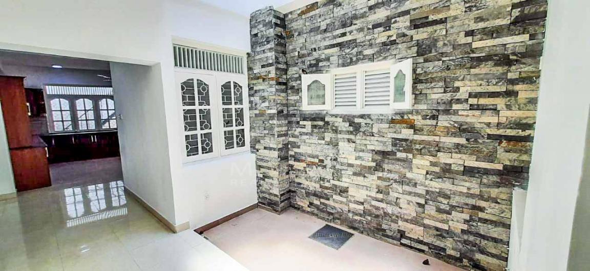 House for Sale in Kalubowila.- image 2