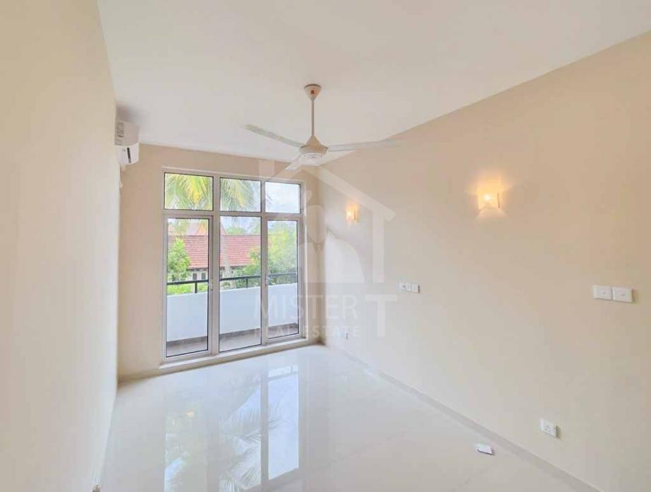 Apartment for Sale in Moratuwa - image 2