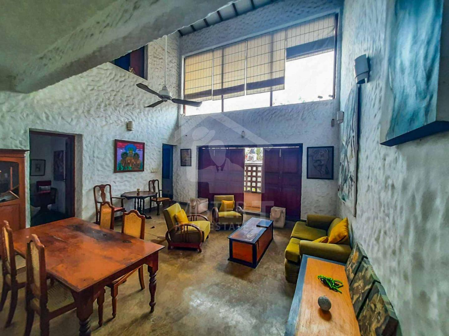 House for Sale in Colombo 6- image 2