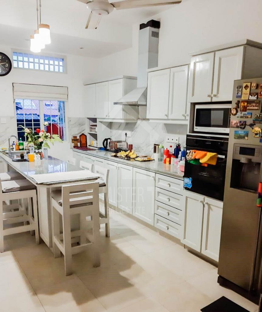 House for Sale in Ethul Kotte- image 3