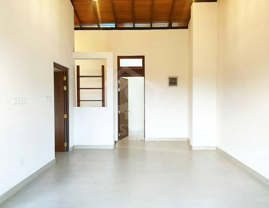 House for Sale in Malabe- image 3