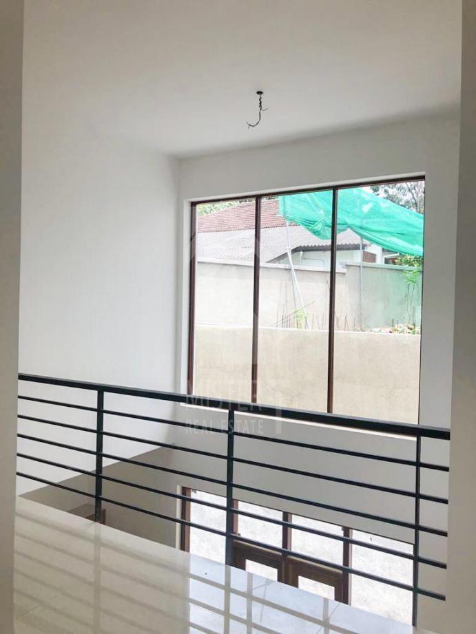 House for Sale in Kandy- image 3