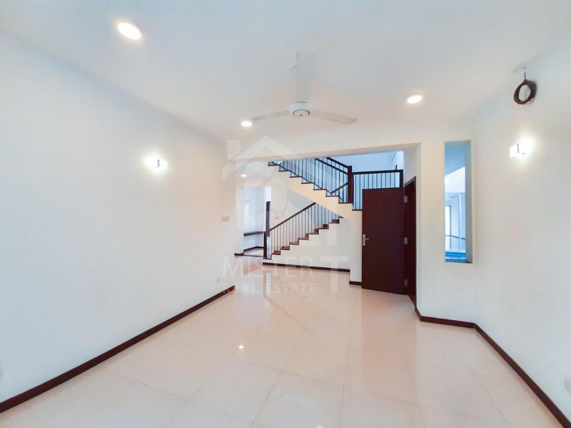 House for Sale in pannipitiya- image 3