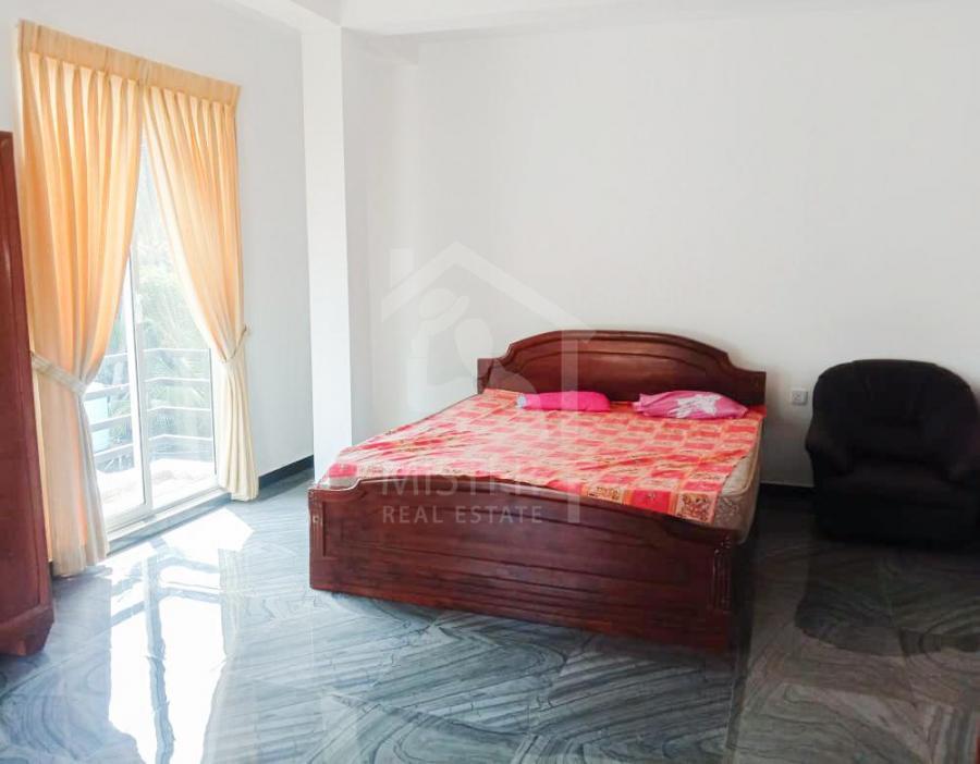 House for Sale in Mount Lavinia - image 3