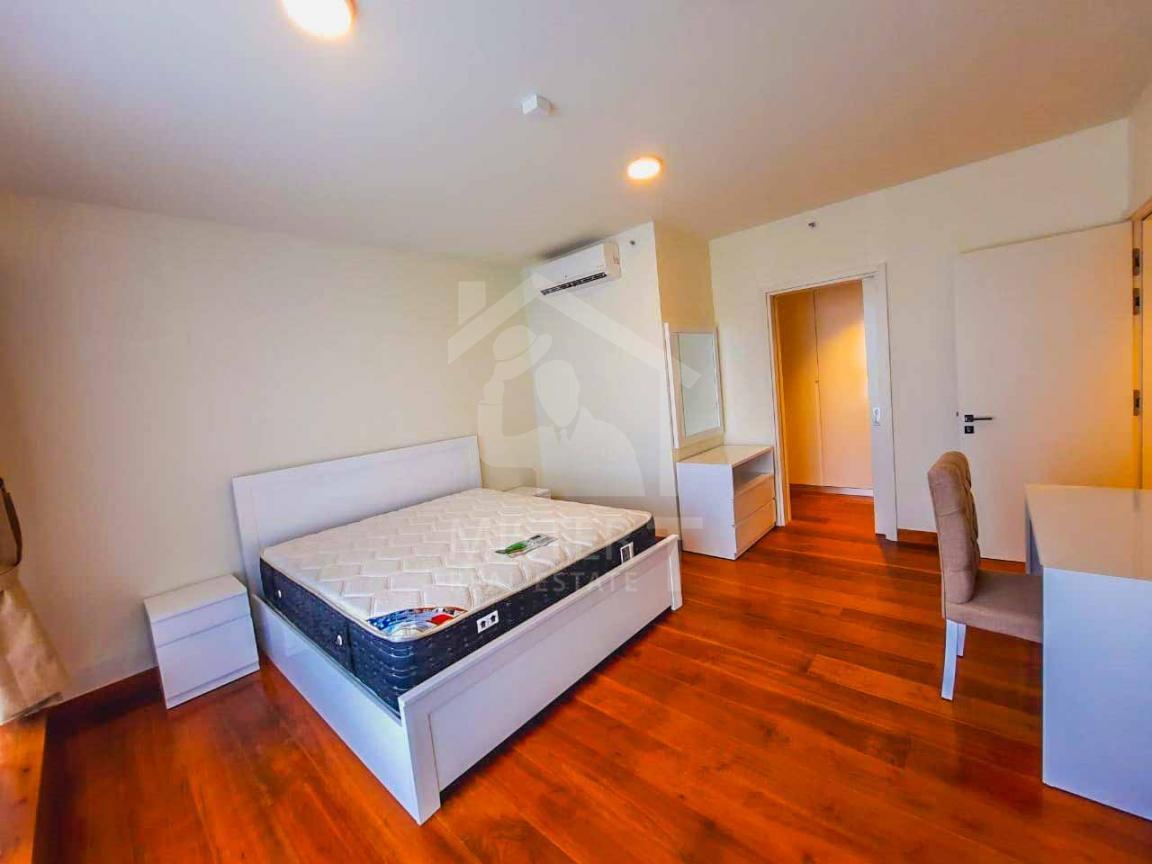 Apartment for Sale at Colombo City Centre- image 3