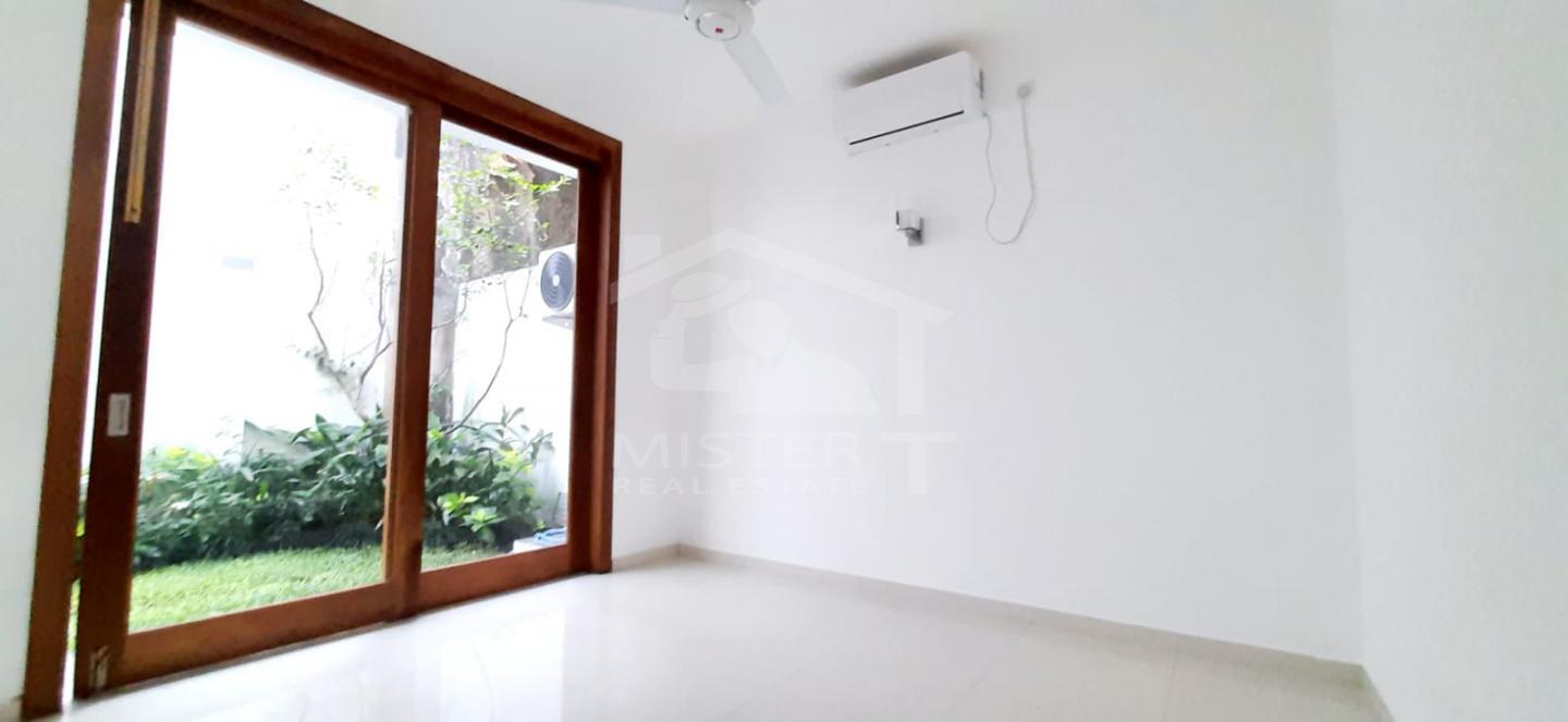  Luxury Architect Designed House for Sale in Kotte- image 3
