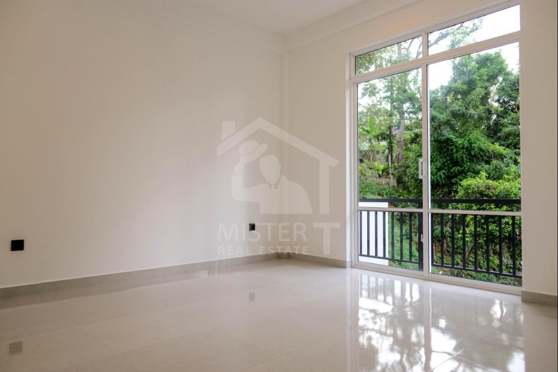 House for Sale in Battaramulla- image 4