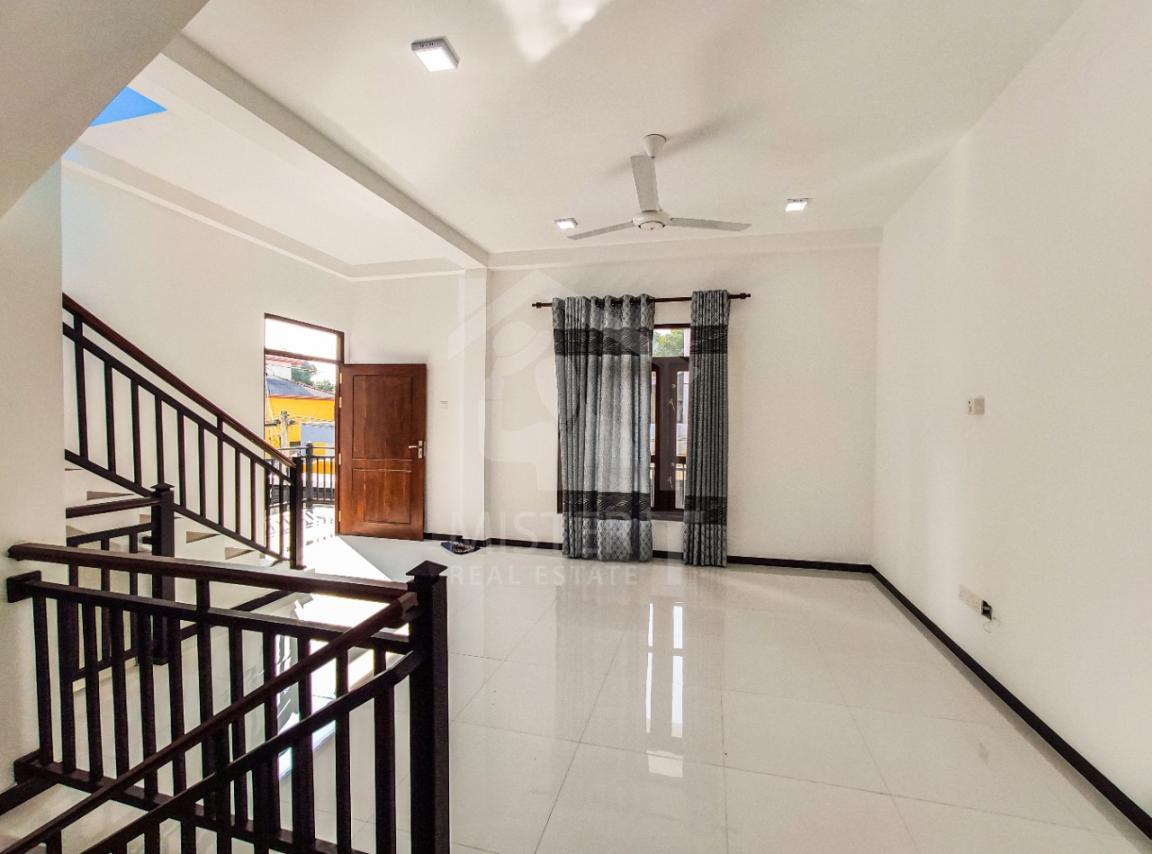 House for Sale in Kandana- image 4