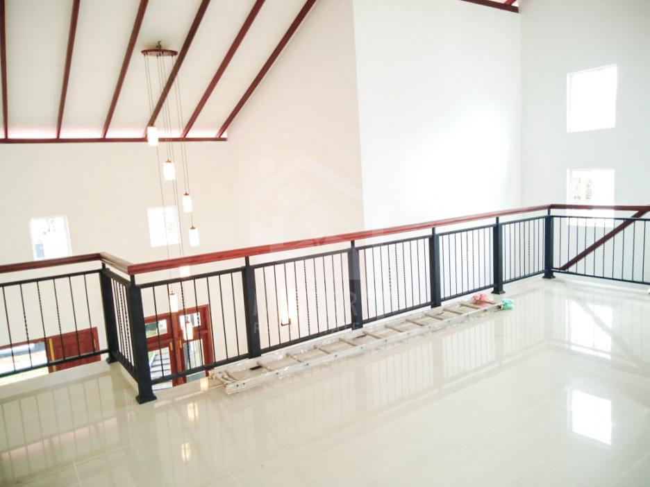 House for Sale in Athurugiriya - image 4