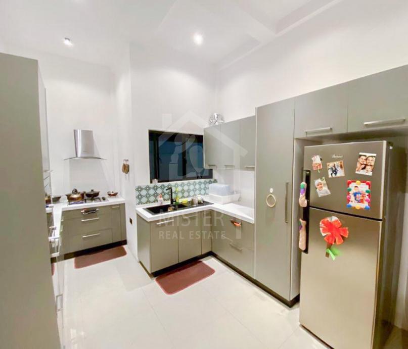 House for Sale in Nugegoda- image 4