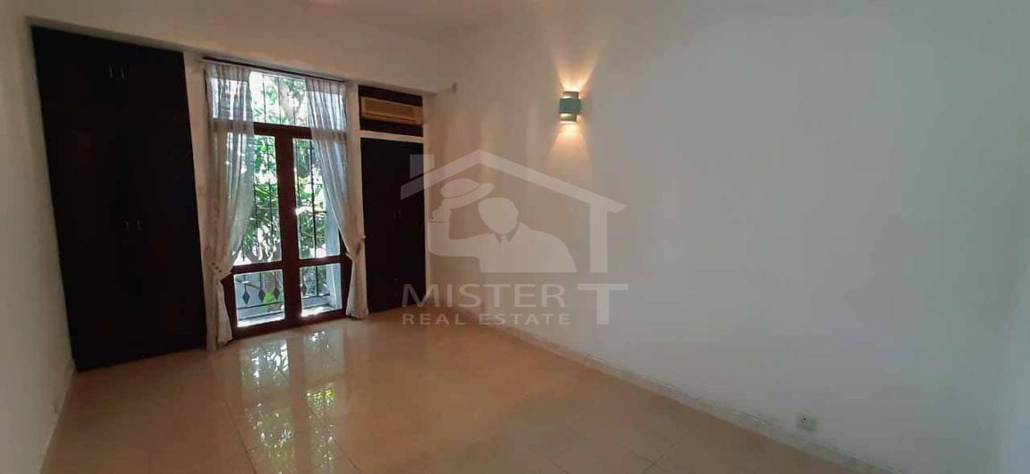 House for Sale in Colombo - image 4