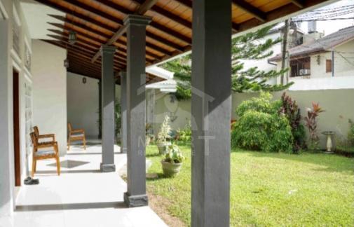House for Sale in Colombo- image 5