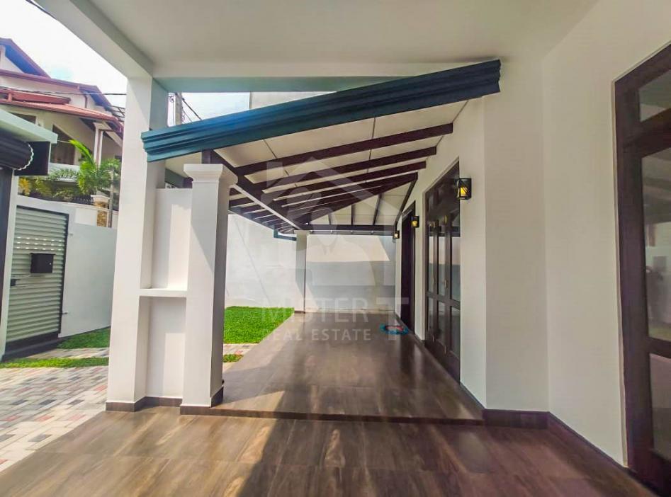 House for Sale in Piliyandala- image 6