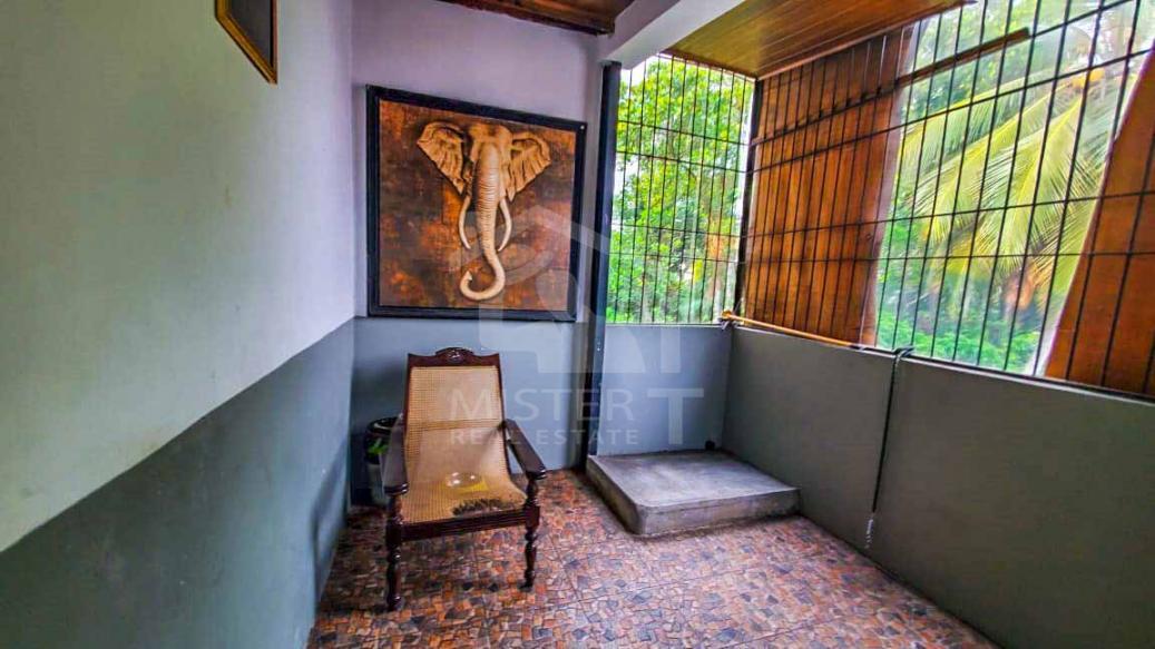 Commercial Property for Sale in Boralesgamuwa- image 7